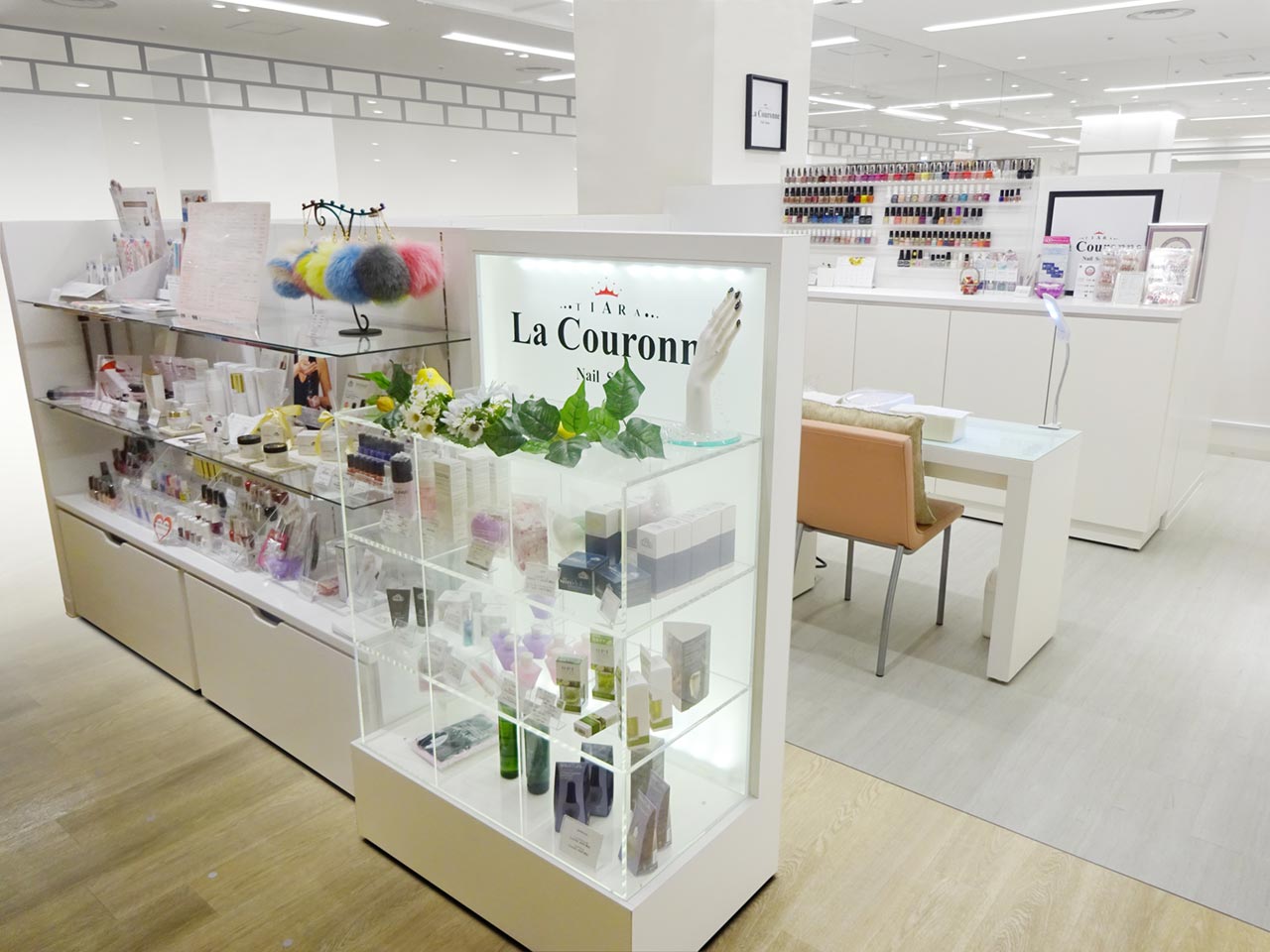 La Couronne TIARA 小田急町田店